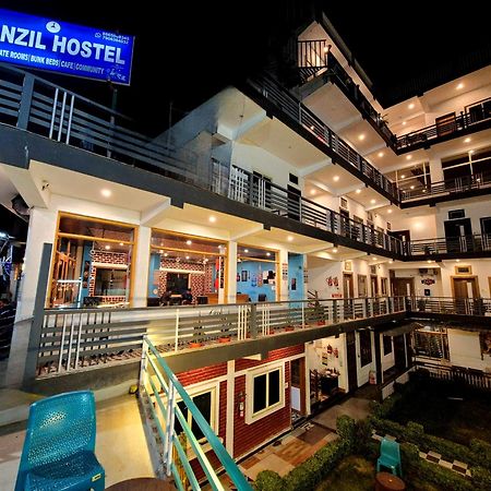 Manzil Hostel Rishikesh Exterior photo