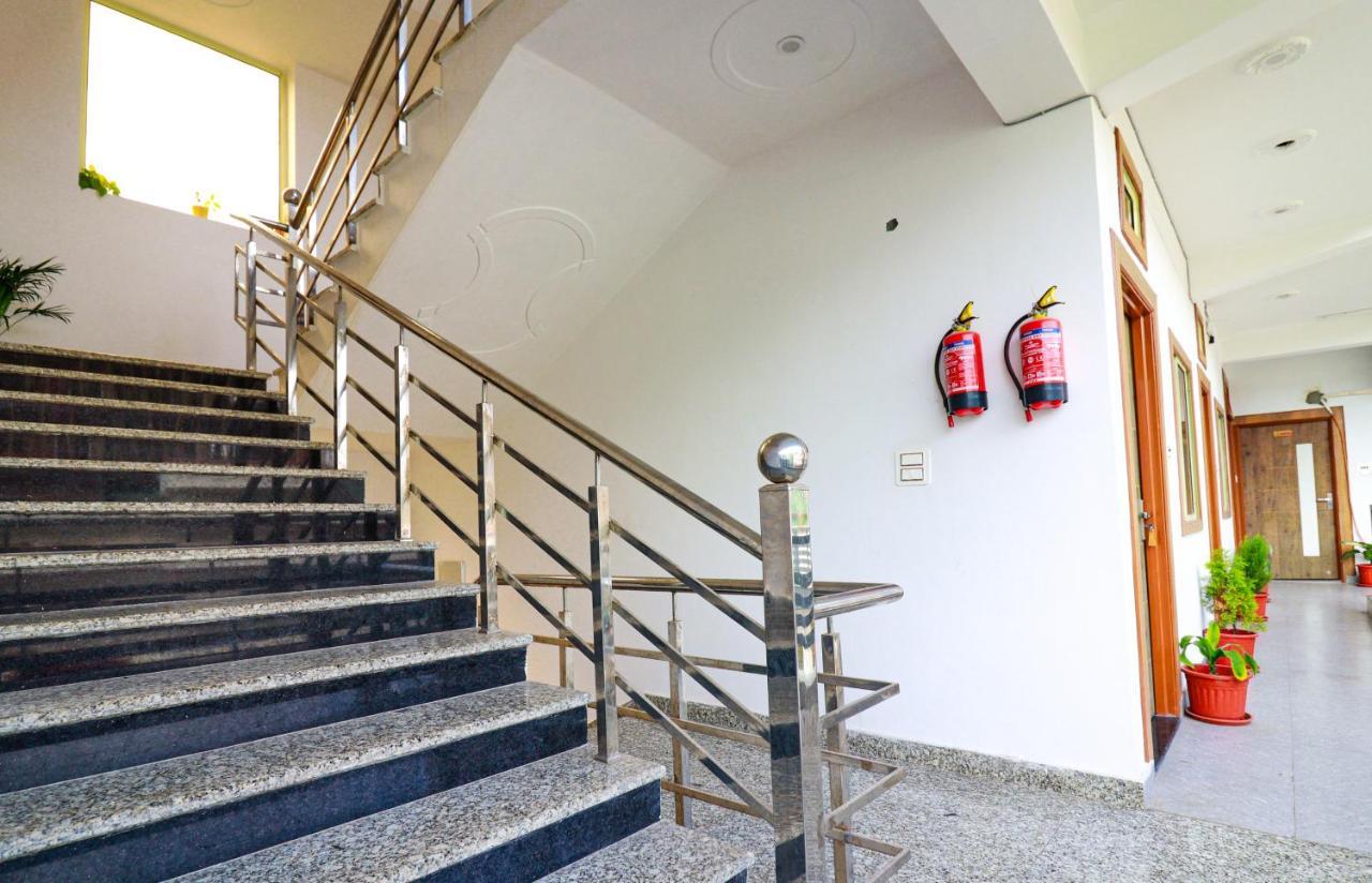 Manzil Hostel Rishikesh Exterior photo