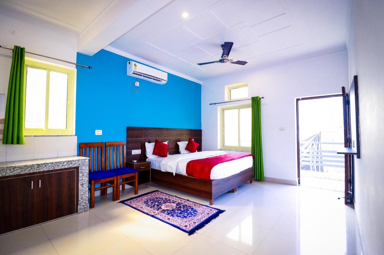 Manzil Hostel Rishikesh Exterior photo